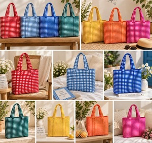 กระเป๋าผ้าลายตารางแบบไม่ทอ สีแดง น้ำเงิน เขียว เหลือง ส้ม ชมพู สำหรับการช้อปปิ้งทุกฤดูกาล น้ำหนักเบา เปิดด้านบน - Product Image 4