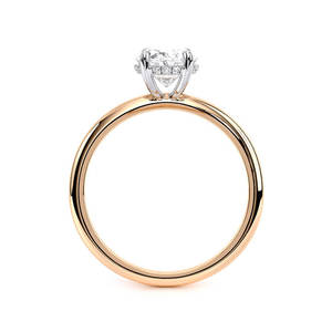 Bague de fiançailles solitaire en or blanc 10K avec diamant de laboratoire taille ovale certifié IGI et halo caché, idéale pour mariage, fête ou anniversaire - Product Image 4