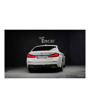 BMW Serie 5 530i Luxury Enero 2023 21.179 km Volante a la Izquierda Caja de Cambios Automática - Product Image 4