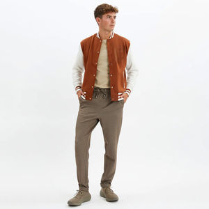 แจ็คเก็ตวาร์ซิตี้ดีไซน์ทันสมัยพร้อมผ้าคุณภาพพรีเมียมเพื่อลุคแฟชั่นที่โดดเด่น - Product Image 6