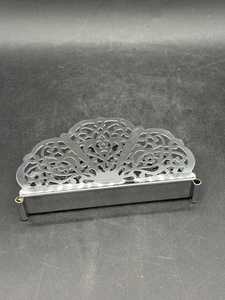 Porta Servilletas de Metal Plateado Cromado con Filigrana, Marca Irvin Ware - Product Image 3