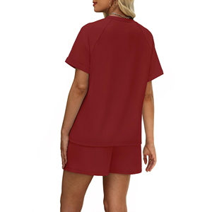 Ensemble 2 pièces pour femme : T-shirt et short d'été respirants, haut léger et bas confortable pour les journées ensoleillées, vêtements frais pour le quotidien - Product Image 2