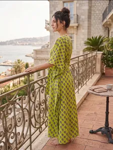 Robe longue caftan élégante en coton vert citron à imprimé floral pour femme, style bohème, avec ceinture à nouer, idéale pour la plage ou comme cache-maillot. - Product Image 2