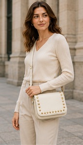 Sac bandoulière de luxe vintage bohème en cuir à rivets pour femme, sac à main de créateur à sangle unique, mode hiver voyage - Product Image 4