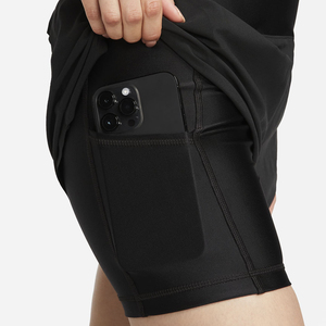Shorts de yoga taille haute pour femmes avec 2 poches latérales, tissu tricoté respirant pour la course à pied et l'entraînement à domicile - Product Image 5