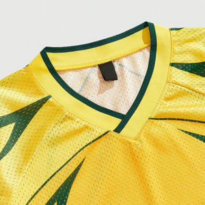 Camiseta de Fútbol Americano Sublimada Personalizada con Cuello en V, Ropa Deportiva de Equipo, Poliéster Transpirable, Fabricante OEM, Producción en Masa - Product Image 5