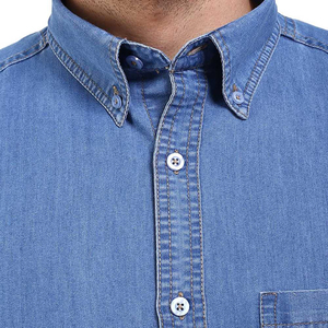 เสื้อเชิ้ตเดนิมลำลองผู้ชายรุ่นใหม่ปี 2026 สีฟ้าฟอก ทรงคอปกพับได้ สำหรับฤดูหนาว บริการ OEM - Product Image 6