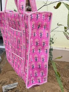 Sac fourre-tout matelassé en coton imprimé floral rouge et bleu, style bohème, pour femme, idéal pour les courses et les voyages - Product Image 3