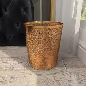 Poubelle décorative en métal pour salon, rehausse l'ambiance élégante de la maison - Product Image 6