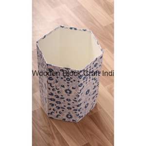 Poubelle décorative ouverte faite à la main en carton PP imprimé au bloc, avec enveloppe en tissu 100 % coton. - Product Image 5