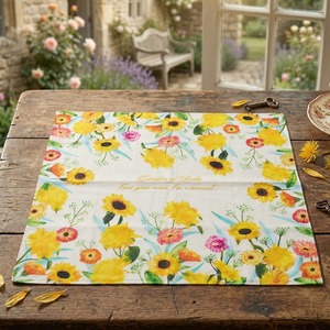[K-ESSENTIALS] Bandana carré en coton à fleurs jaunes 60s 50x50cm, doux et écologique - Product Image 3