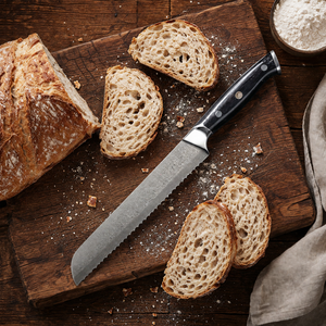 Cuchillo para Pan Ambidestro, Hecho a Mano, Ecológico, Apto para Lavavajillas, en Acero de Damasco, con Mango de Madera y Funda de Cuero - Product Image 4
