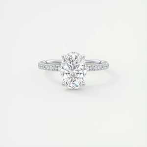 แหวนหมั้นเพชรทรงรี 2.30 กะรัต เพชรเลี้ยงในห้องปฏิบัติการ ประดับด้วยเพชรแบบพาเว่รอบวง ตัวเรือนทองคำขาว 14K สำหรับเจ้าสาว - Product Image 4