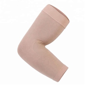 Manchon de compression graduée pour coude 20-30 mmHg, idéal pour la récupération et le soulagement des douleurs au bras – Commandez maintenant ! - Product Image 1