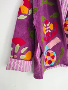 Chaqueta de terciopelo morado ciruela para mujer, estilo suzani, con bordado floral multicolor, estilo bohemio, para festivales. - Product Image 5