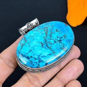 Colgante de Piedra Preciosa de Turquesa Tibetana Natural, Colgante de Joyería Hecho a Mano, Colgante de Turquesa Tibetana - Product Image 3