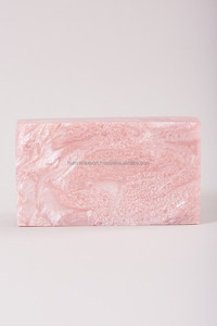 Pochette en résine aspect marbre de la meilleure qualité de l'Inde Sac à main/sac à bandoulière pour les fêtes de mariage Matériau métallique - Product Image 2