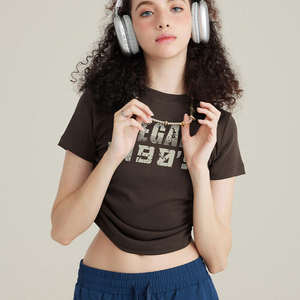 Camiseta con estampado gráfico estético |   Corte Holgado Extra Grande |   Ropa Urbana Vintage con Lavado Mineral Desgastado. - Product Image 4