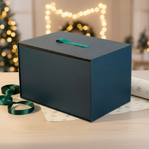 Caja de Juguetes de Papel Kraft Impresa Personalizada con Laminación Mate y Recubrimiento UV |   Empaque Rígido Rectangular Ecológico con Forro de Esponja - Product Image 4