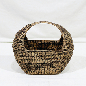 Panier de rangement rustique en jacinthe d'eau naturelle tressé à la main, écologique, avec poignée intégrée pour la décoration et l'organisation de la maison - Product Image 4
