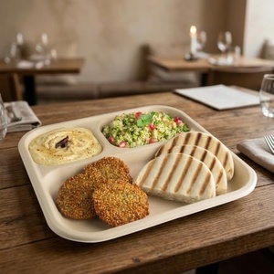 Nouvelle assiette carrée jetable en bagasse biodégradable à 3 compartiments pour le service quotidien des repas : riz, pâtes, salades, desserts et plats variés - Product Image 1