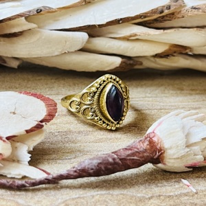 Anillo de Latón con Diseño Vintage Favorito del Comprador, Textura de Filigrana, Chapado en Oro, Anillo de Amatista, Estilo Tribal Bohemio, Anillo Ornamentado al por Mayor para Mujer - Product Image 3
