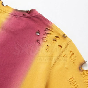 เสื้อยืดคอกลมผู้ชายผ้าฝ้าย 100% แบบนุ่ม สไตล์ทำสีเบิร์นเอฟเฟค ลุคดิสเทรส ทรงหลวม ล้างสีแบบแอซิดวอช สไตล์สตรีท ระบายอากาศได้ดี เป็นมิตรกับสิ่งแวดล้อม เหมาะสำหรับใส่ในฤดูร้อน - Product Image 5