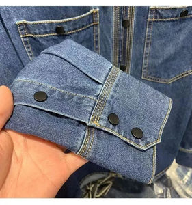 Camisas Vaqueras Elegantes para Mujer, 100% Algodón Orgánico, Dos Bolsillos Delanteros, Corte Casual, Estilo Vaquero, Camisa Vaquera Ajustada OEM - Product Image 3