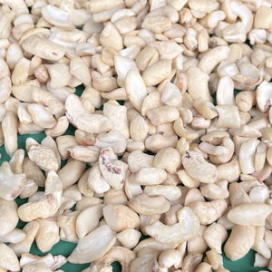 Noix de cajou W240 de l'usine du Vietnam, répondant aux exigences OEM/ODM des clients - Santigo - Product Image 1