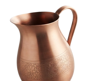 Carafe en métal la plus vendue avec poignée métallique, design gravé durable pour la maison et la cuisine, finition brillante en cuivre - Product Image 4