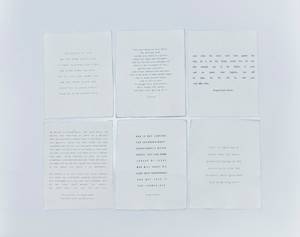 Papier deckle imprimé fait main avec des motifs artistiques, idéal pour la papeterie, les travaux manuels, les invitations, les emballages, les étiquettes et les projets créatifs. - Product Image 3