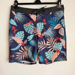 Short de bain décontracté pour homme, bleu tie-dye, avec poches, séchage rapide, taille élastique, longueur mi-cuisse - Product Image 6