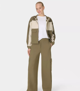 Pantalon de yoga léger et respirant pour femme, de haute qualité, taille mi-haute, coupe droite et large, idéal pour l'entraînement - Product Image 3