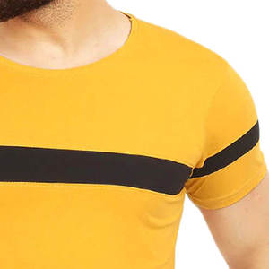 Camiseta de Manga Corta Amarilla para Hombre con Ribete en Contraste Negro, Corte Regular, Cuello Redondo, Tejido Casual, Color Sólido - Product Image 3