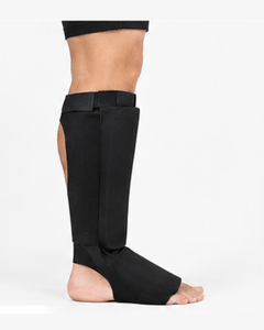Protège-tibias et protège-pieds noirs en tricot élastique de coton rembourrés en EVA – Protection professionnelle pour les arts martiaux, la boxe, le kickboxing et l'entraînement MMA - Product Image 6