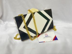 Diseño de Última Generación, 100% Auténtico, Diseño Artesanal, Resina de Alta Durabilidad y Estética de Nueva Tendencia para Estilos de Joyería Modernos, Bisutería Nueva - Product Image 2