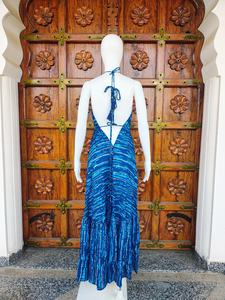 Vestido largo de algodón con cuello halter y espalda descubierta para mujer, estilo bohemio, tie-dye, para verano, playa o resort. - Product Image 3