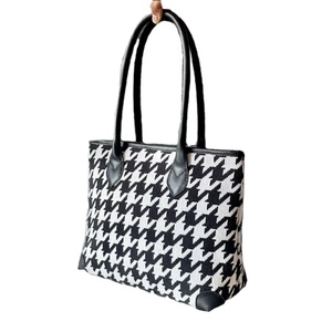 กระเป๋าคลัทช์หนังแท้สำหรับสตรีกระเป๋าถือพิมพ์ลายหมากรุกแฟชั่นคุณภาพติดทนนานขายดี - Product Image 1