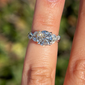 2.15Carat Lab-Grown Pear Cut Diamond IGI Certified Gold Invisible Setting Classic Engagement & Wedding <b>Ring</b> for Parties - Product Image 4