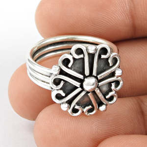 Pretty Flower <b>Ring</b> <b>Crafted</b> From 925 Solid Sterling Silver IGI Certified Handmade Bohemian Jewelry Available At Reasonable Price - Product Image 3
