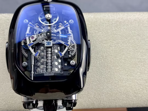 นาฬิกาสปอร์ตหรูหรา Bugatti Chiron Tourbillon สีโรสโกลด์ เครื่องยนต์ 16 สูบ พร้อมสายยาง ระบบแสดงวันที่ กลไกแบบ Beijing Movement Charm Type - Product Image 3