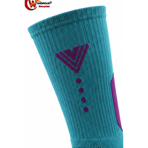 Chaussettes personnalisées à faible MOQ, chaussettes personnalisées en gros, usine de chaussettes OEM, fournisseur de chaussettes de football, chaussettes personnalisées en gros - Product Image 5