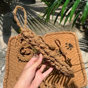 Juguete Masticable para Mascotas de Fibra de Coco Ecológico, Diseño Natural, Variedad de Diseños en Tamaño Pequeño, Juguete para Masticar y Jugar para Perros y Mascotas Pequeñas - Product Image 1