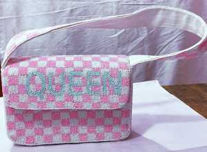 Bolso Rectangular Hecho a Mano con Diseño a Cuadros Rosa y Blanco, con Bordado Textil de la Marca Queen - Product Image 1