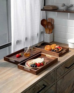 Bandejas de servir de nogal hechas a mano, pequeñas bandejas de madera tipo rompecabezas, decoración para sala de estar, bandeja decorativa para otomana, bandeja de servir de madera con asas - Product Image 5