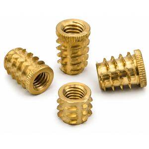 Écrou en laiton de haute qualité pour l'assemblage de meubles et composants en bois - Product Image 1
