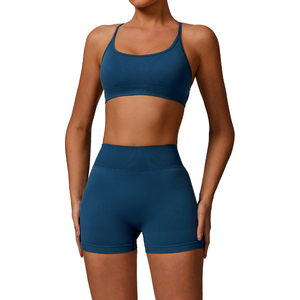 Ensemble de sport sans couture personnalisé avec logo OEM, soutien-gorge à col en V et short de compression taille haute élastique pour femme, grandes tailles - Product Image 4