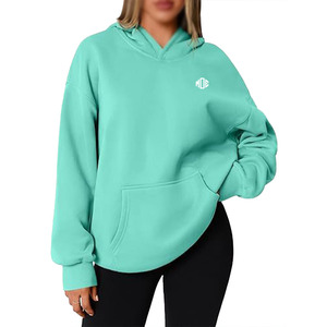 Sweat-shirt à capuche oversize vert menthe pour femme, épaules tombantes, poche kangourou, fabrication sur mesure, marque privée - Product Image 3