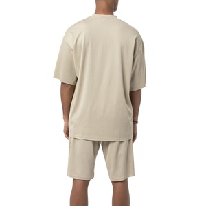 Ensemble t-shirt et short pour homme en coton beige à manches courtes, col rond, vêtements décontractés d'été, tissu respirant en maille - Product Image 3
