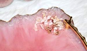 Plateau de mariage artisanal en résine Art Déco Rose Geode - Product Image 3